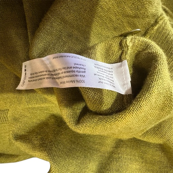 Eileen Fisher cardigan, olive green Merino Wool with matching buttons, XL - Picture 4 of 5